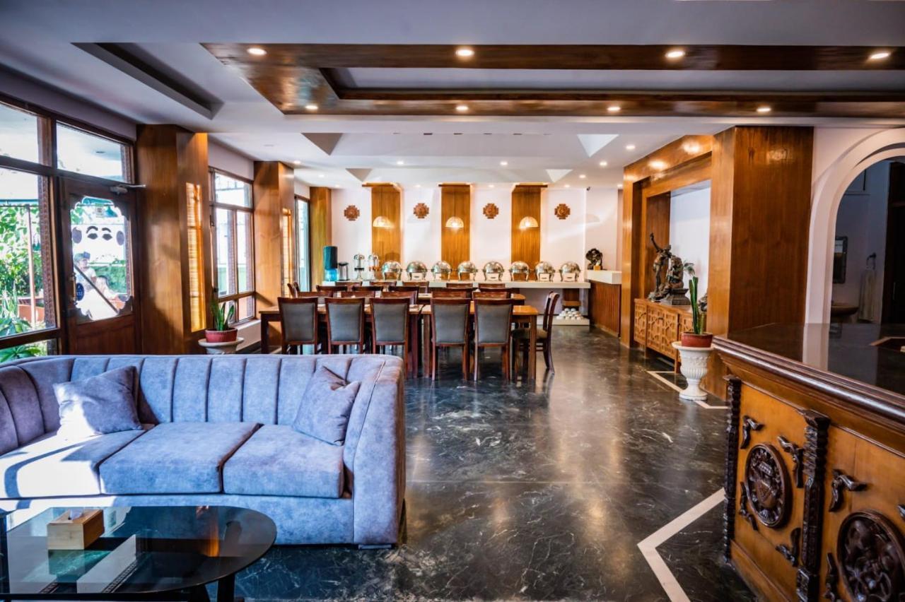 Kathmandu Prince Hotel Экстерьер фото