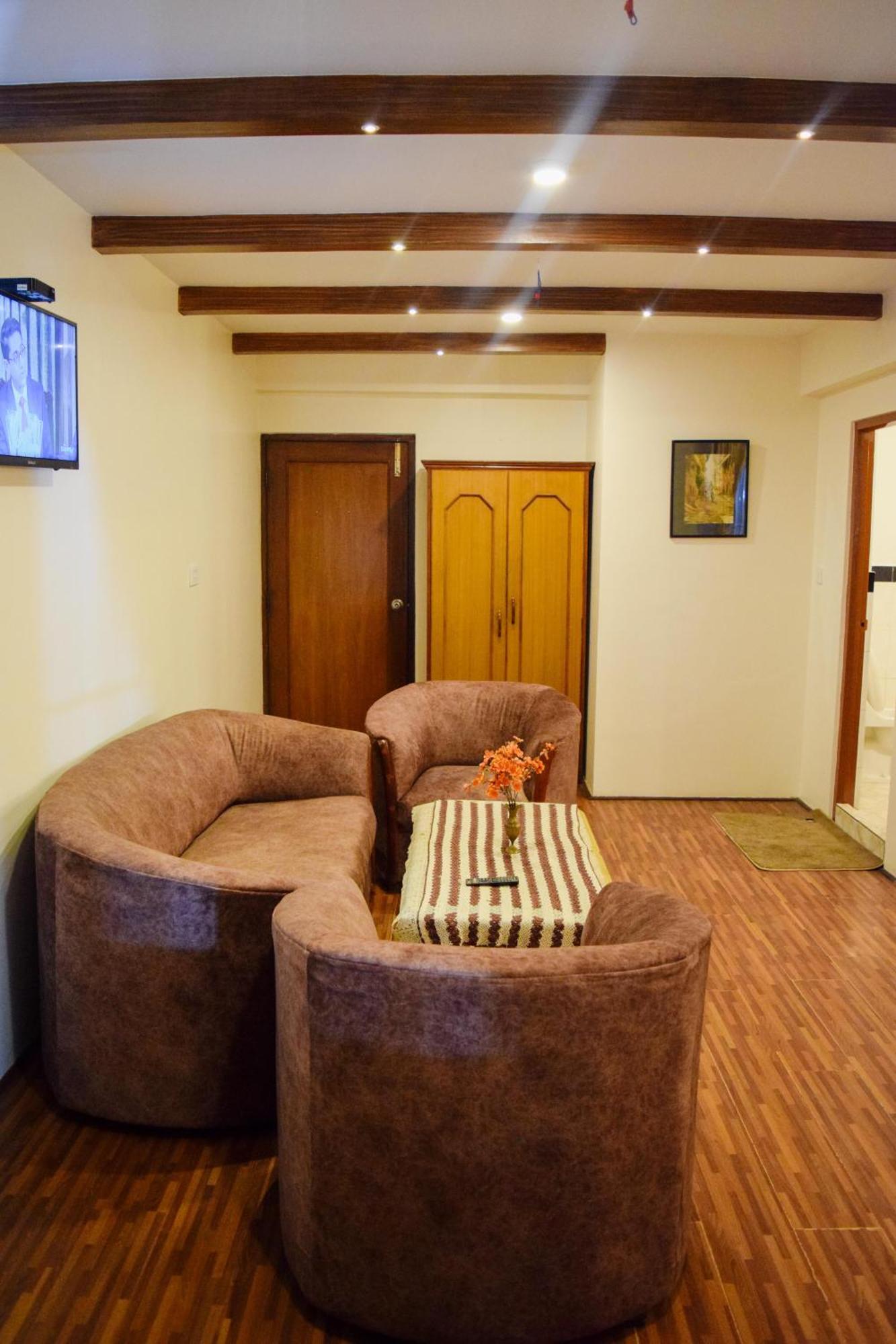 Kathmandu Prince Hotel Экстерьер фото