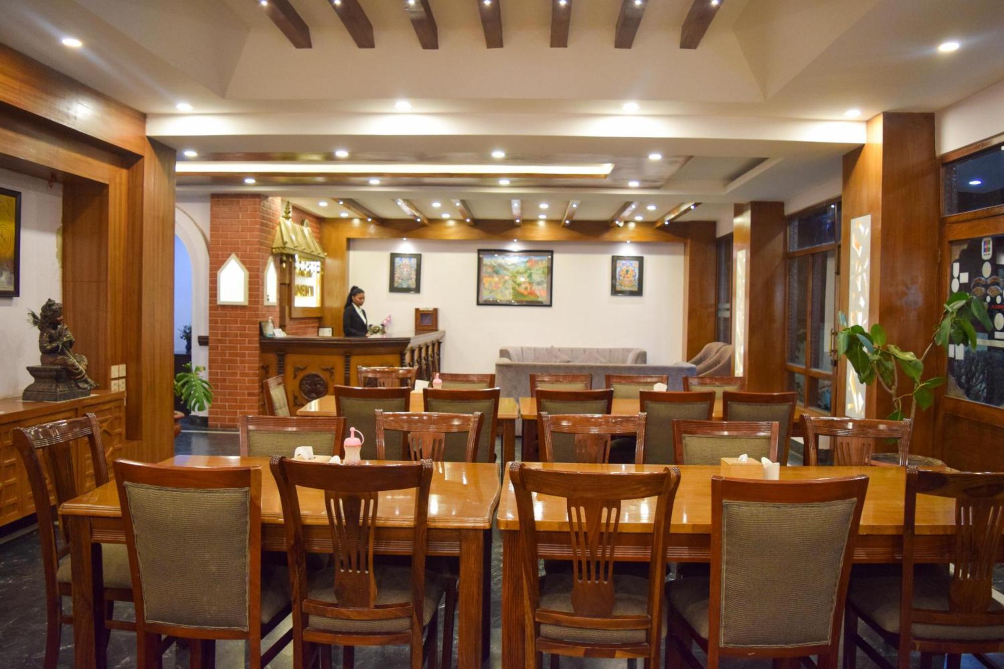 Kathmandu Prince Hotel Экстерьер фото