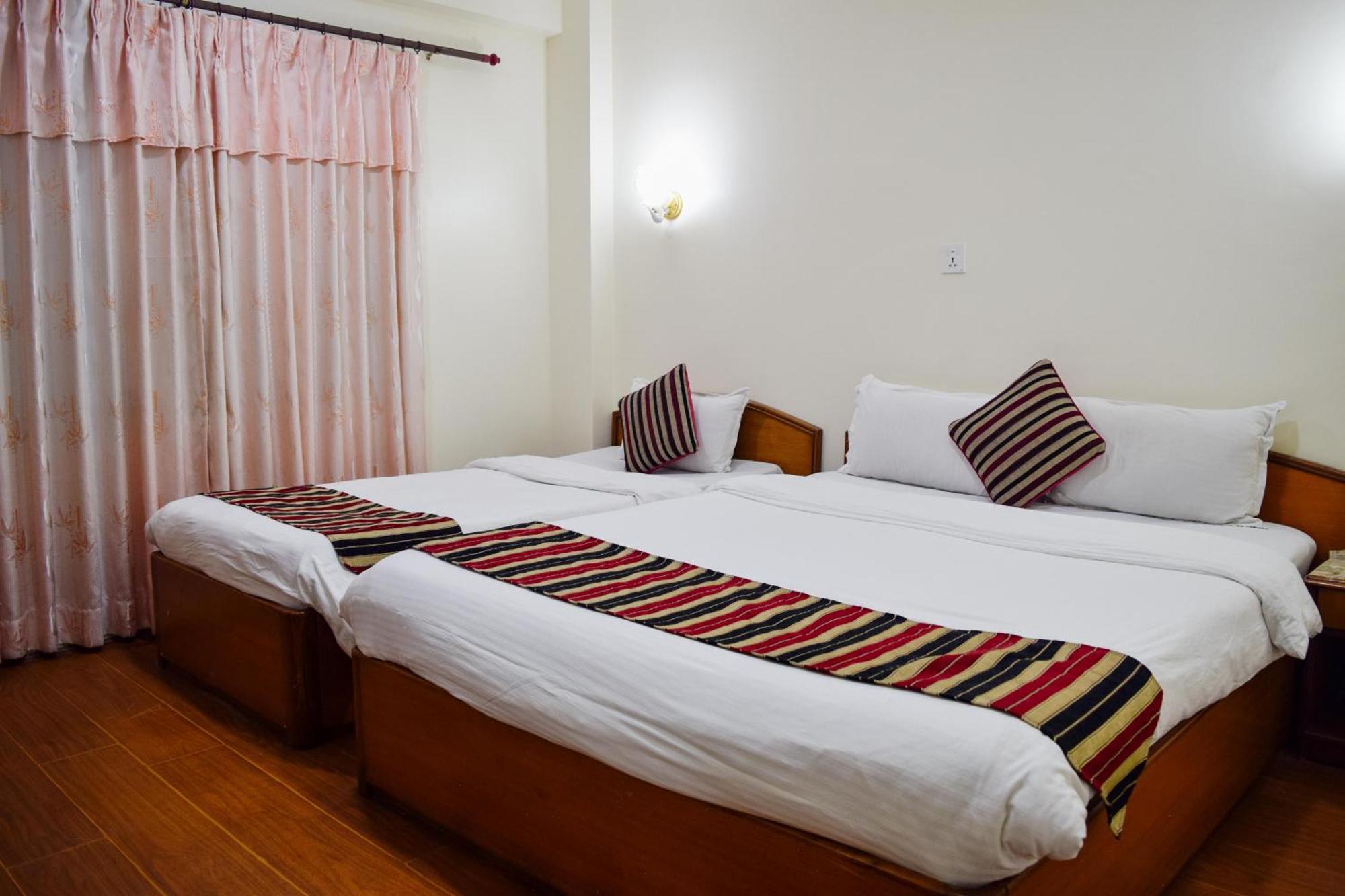 Kathmandu Prince Hotel Экстерьер фото