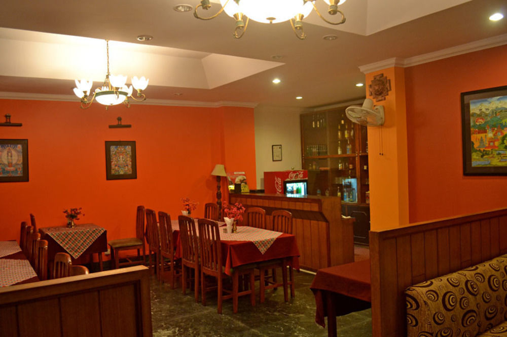 Kathmandu Prince Hotel Экстерьер фото