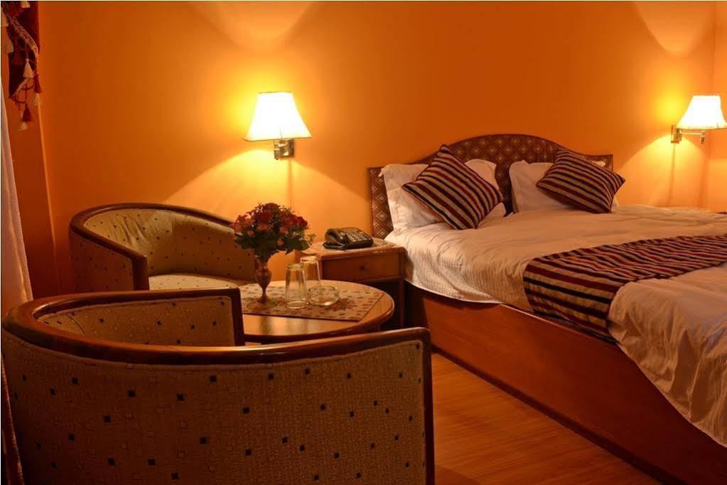 Kathmandu Prince Hotel Экстерьер фото